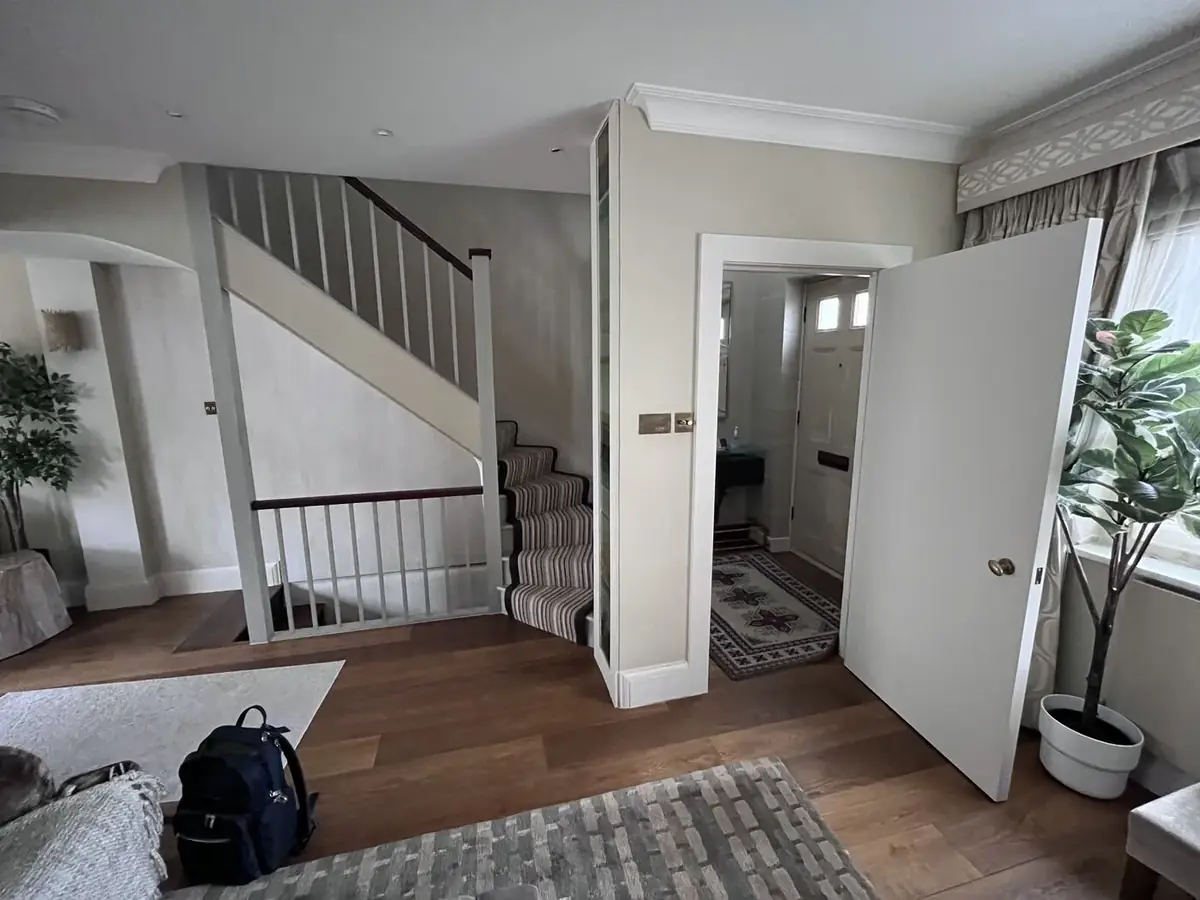 Markham Square hallway and staircase before refurbishment